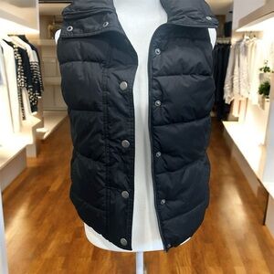Old Navy Classic Black Quilted Vest